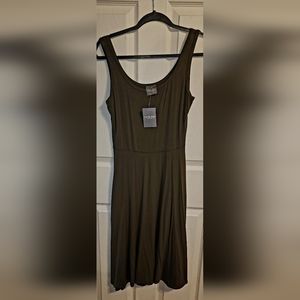 Olivia and Rae Olive Dress size M